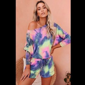 Vici Harmony Pocketed Tie Dye Shorts Large New!